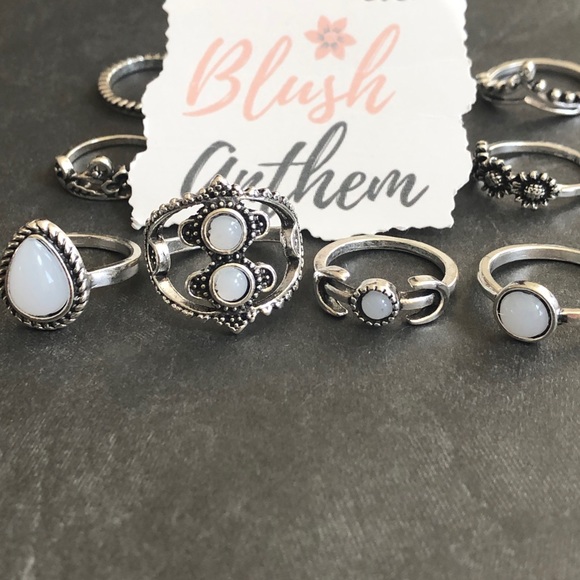 3/$25⚡️sun moon flower boho stackable ring set - Picture 10 of 12